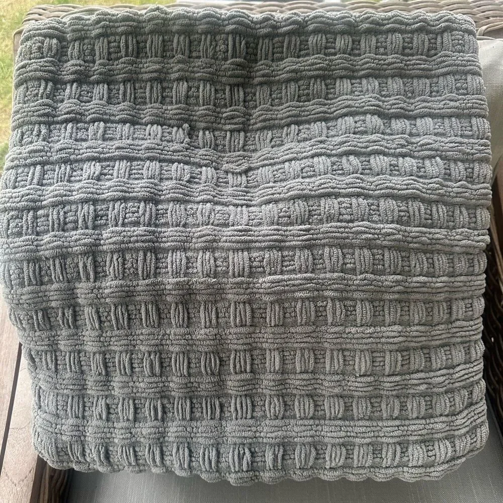Pottery Barn Set Of Chenille Gray Pillow Covers (2) 20”x20”